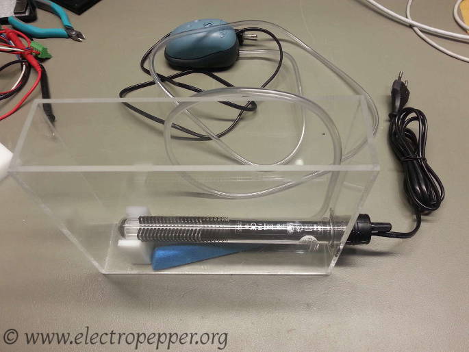 Etching tank