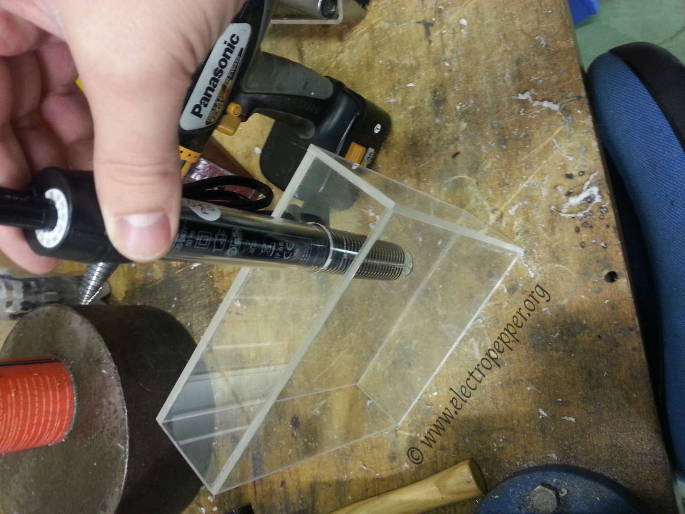 Etching tank